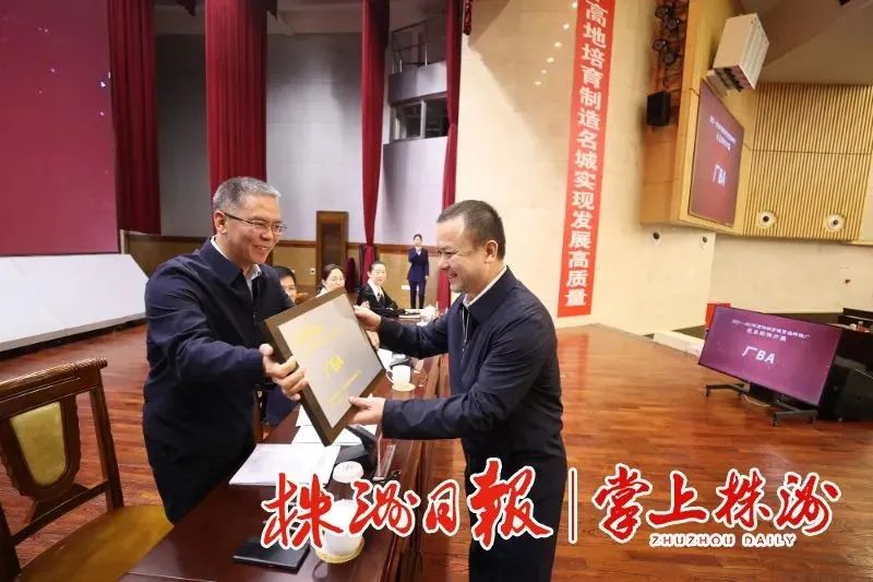 1700014108599582.jpg 640 (1).jpg